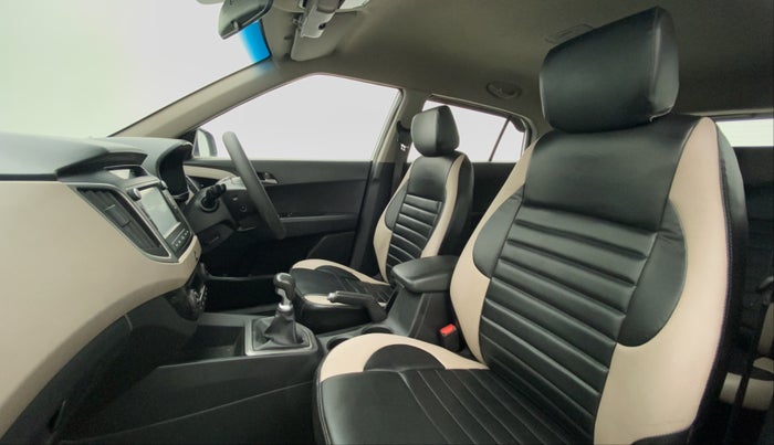 2015 Hyundai Creta SX PLUS 1.6 PETROL, Petrol, Manual, 55,707 km, Right Side Front Door Cabin