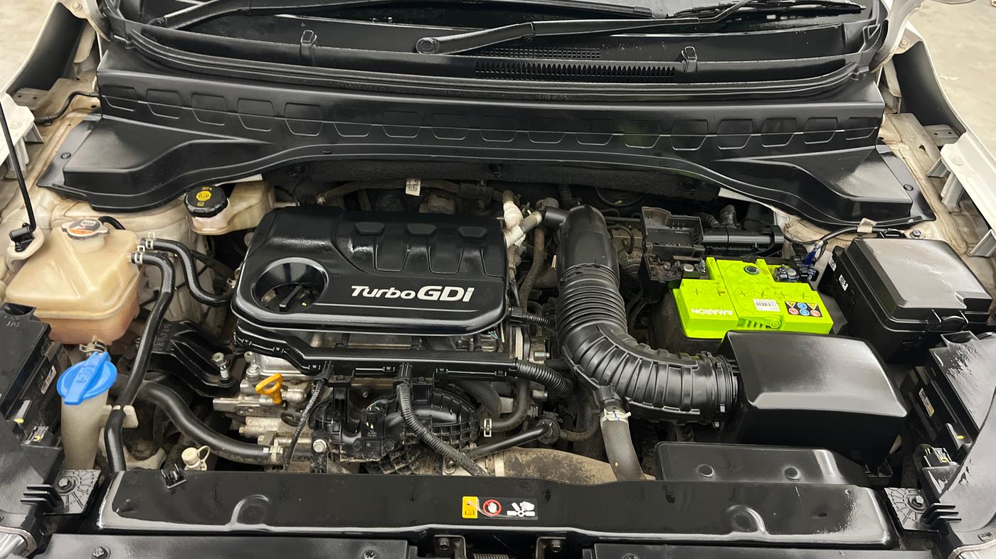 2021 KIA SONET GTX PLUS 1.0 IMT, Petrol, Manual, 27,495 km, Engine View