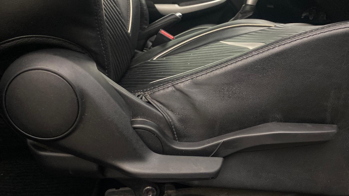 2018 Maruti Baleno ALPHA CVT PETROL 1.2, Petrol, Automatic, 98,913 km, Driver Side Adjustment Panel