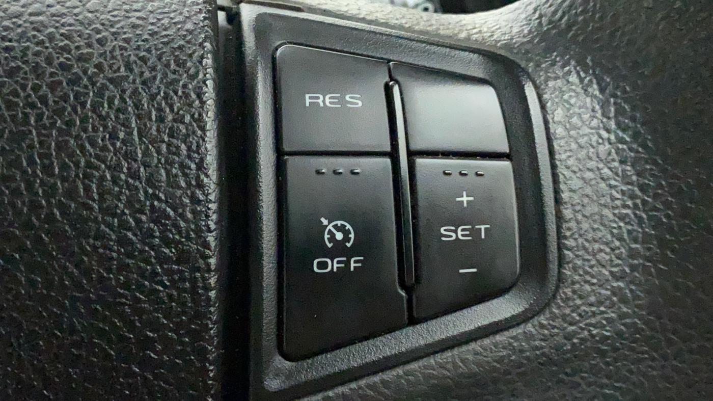 2022 Mahindra BOLERO NEO N 10 (O), Diesel, Manual, 23,532 km, Adaptive Cruise Control