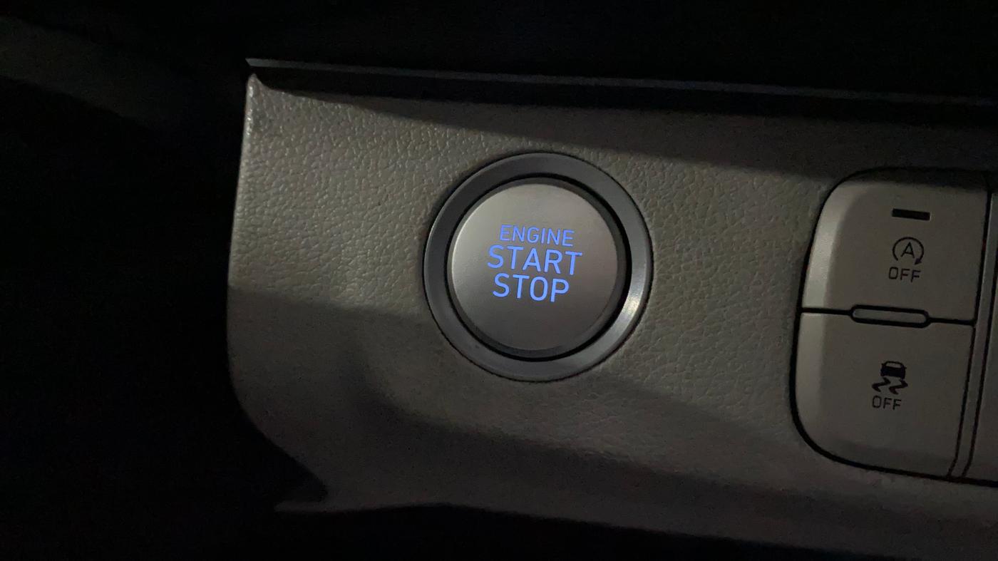 2024 Hyundai VENUE SX 1.5 CRDI, Diesel, Manual, 58,594 km, Keyless Start/ Stop Button