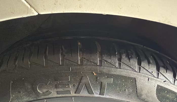 2017 Hyundai Xcent S 1.2, Petrol, Manual, 67,676 km, Right Rear Tyre Tread