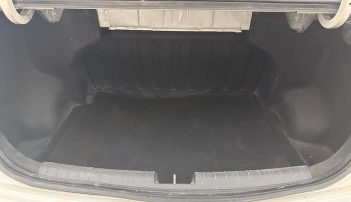 2017 Hyundai Xcent S 1.2, Petrol, Manual, 67,676 km, Boot Inside