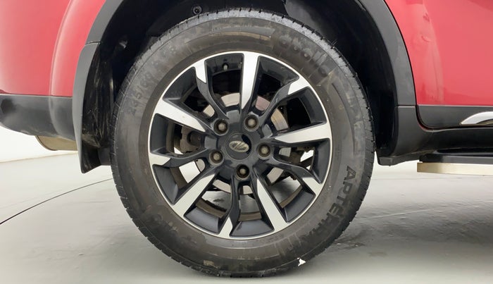 2019 Mahindra XUV500 W11, Diesel, Manual, 32,204 km, Right Rear Wheel
