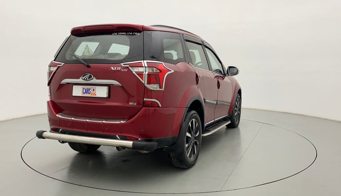 2019 Mahindra XUV500 W11, Diesel, Manual, 32,204 km, Right Back Diagonal