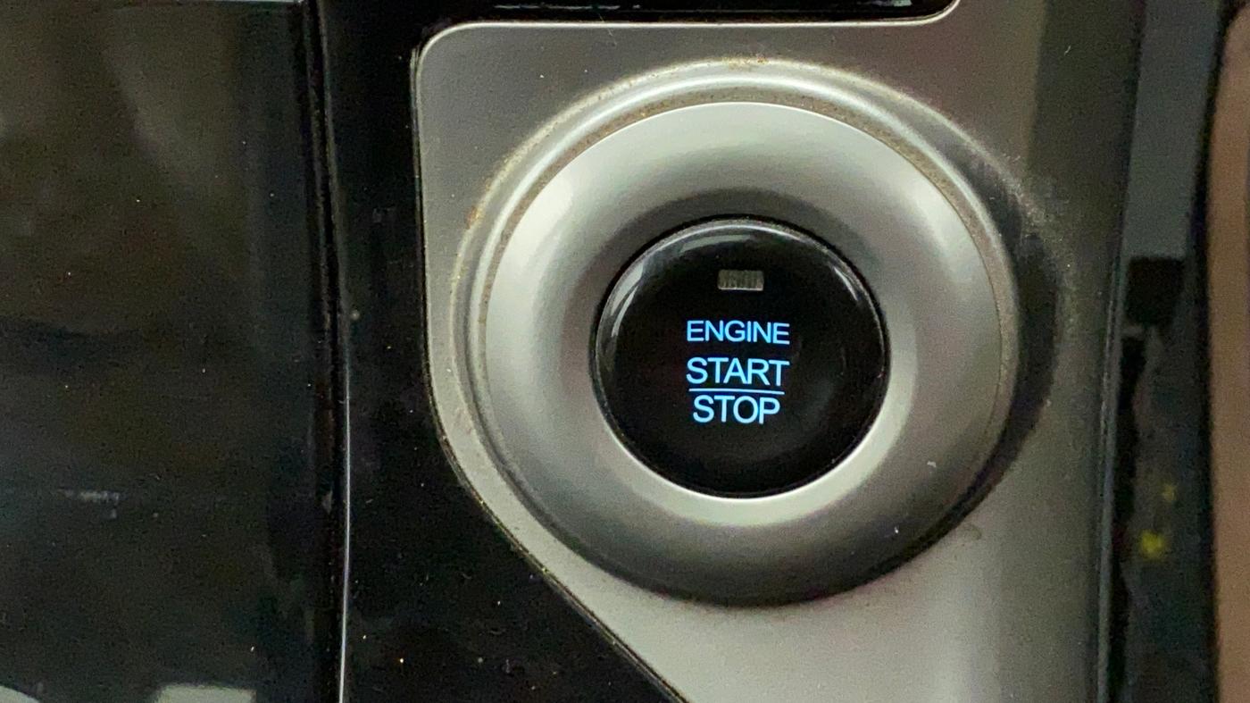 2019 Mahindra XUV500 W11, Diesel, Manual, 32,204 km, Keyless Start/ Stop Button
