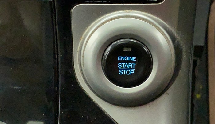 2019 Mahindra XUV500 W11, Diesel, Manual, 32,204 km, Keyless Start/ Stop Button