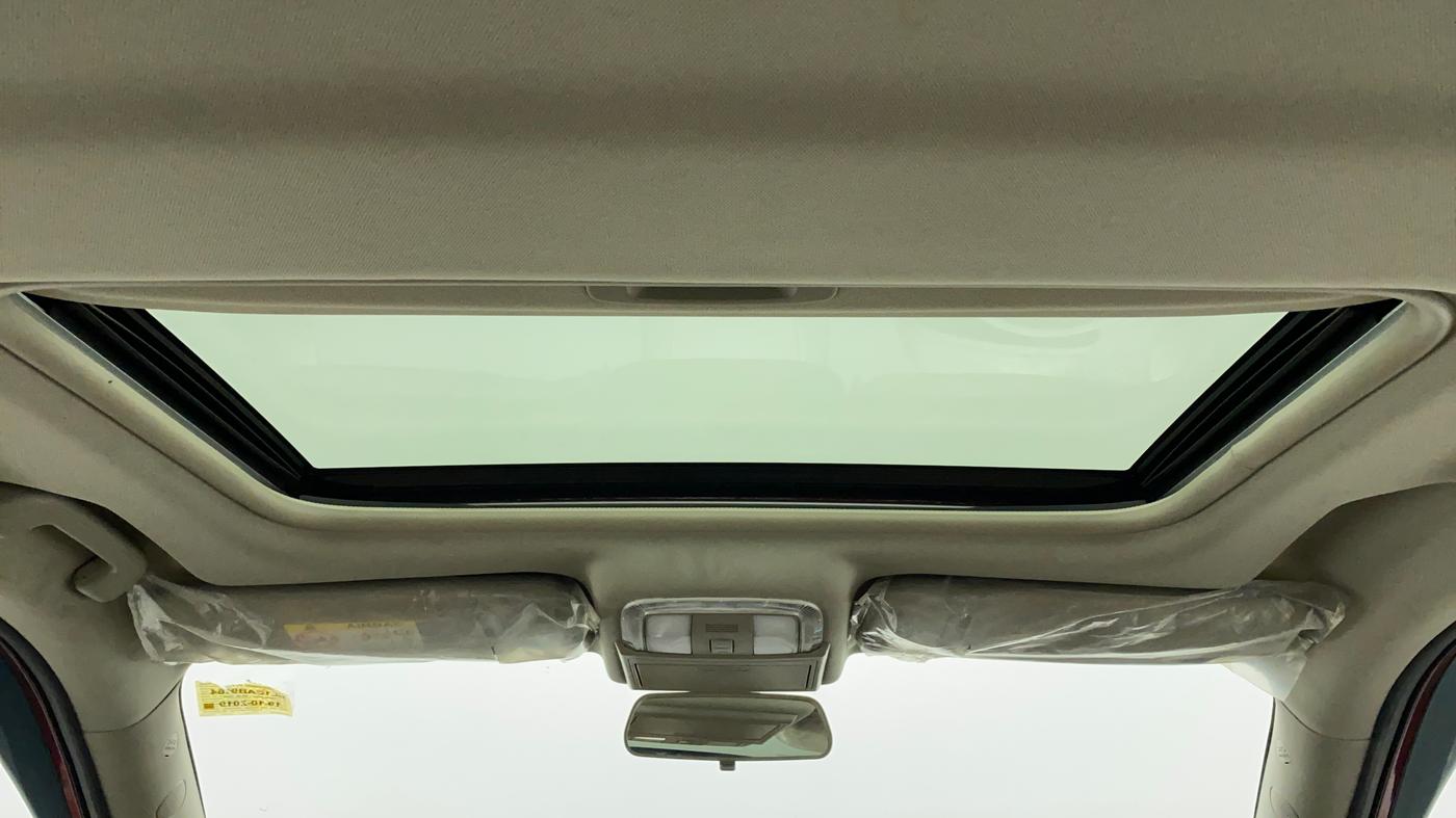 2019 Mahindra XUV500 W11, Diesel, Manual, 32,204 km, Moonroof/ Sunroof