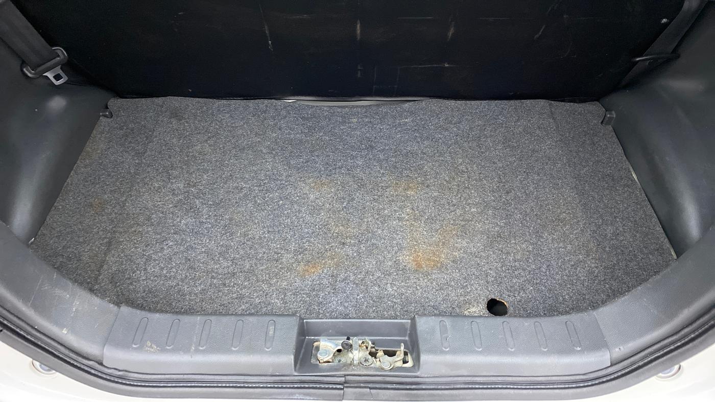 2018 Maruti Alto 800 LXI, Petrol, Manual, 43,196 km, Boot Inside