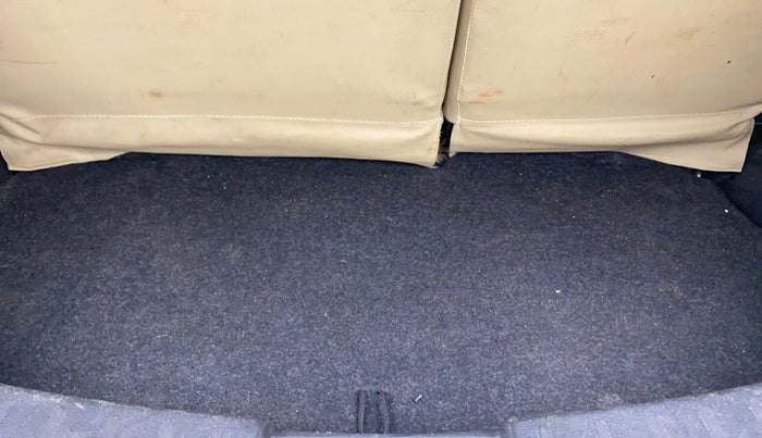 2013 Maruti Wagon R 1.0 VXI, Petrol, Manual, 71,782 km, Boot Inside