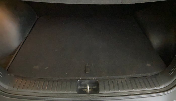 2021 Hyundai Creta SX 1.5 PETROL, Petrol, Manual, 83,855 km, Boot Inside