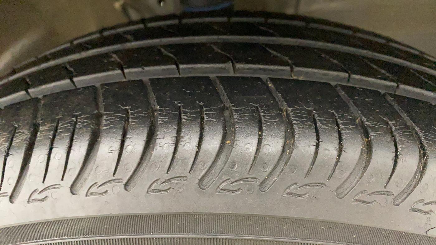 2019 Maruti S PRESSO VXI PLUS, Petrol, Manual, 30,785 km, Right Front Tyre Tread
