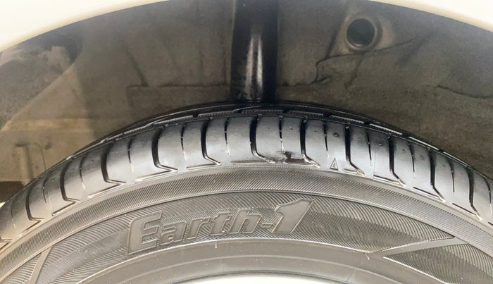 2016 Hyundai Grand i10 ASTA 1.2 KAPPA VTVT, Petrol, Manual, 39,954 km, Right Rear Tyre Tread