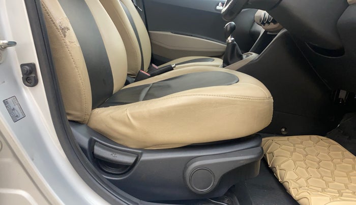 2016 Hyundai Grand i10 ASTA 1.2 KAPPA VTVT, Petrol, Manual, 39,954 km, Driver Side Adjustment Panel