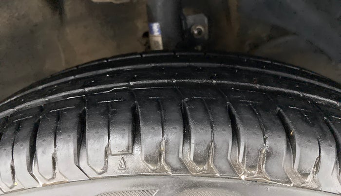 2019 Maruti Dzire VXI AMT, Petrol, Automatic, 12,892 km, Right Front Tyre Tread