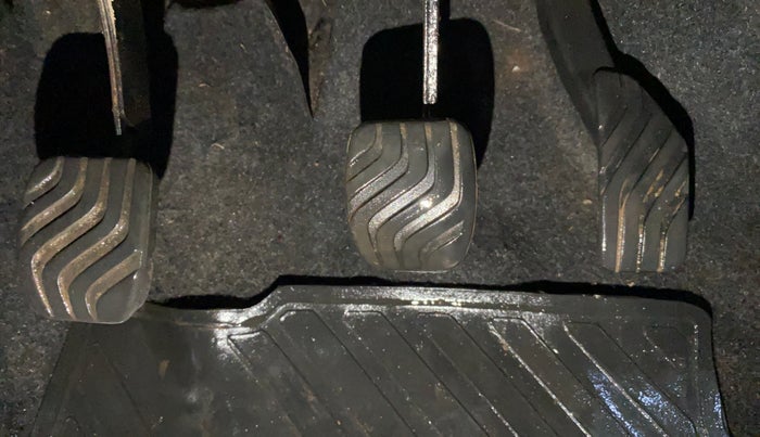 2022 Renault Kwid CLIMBER MT 1.0, Petrol, Manual, 10,533 km, Pedals