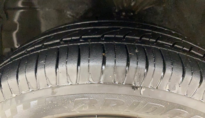 2014 Hyundai Santro Xing GLS, Petrol, Manual, 57,639 km, Left Front Tyre Tread