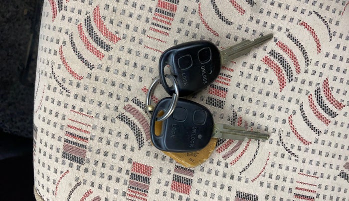 2014 Hyundai Santro Xing GLS, Petrol, Manual, 57,639 km, Key Close Up