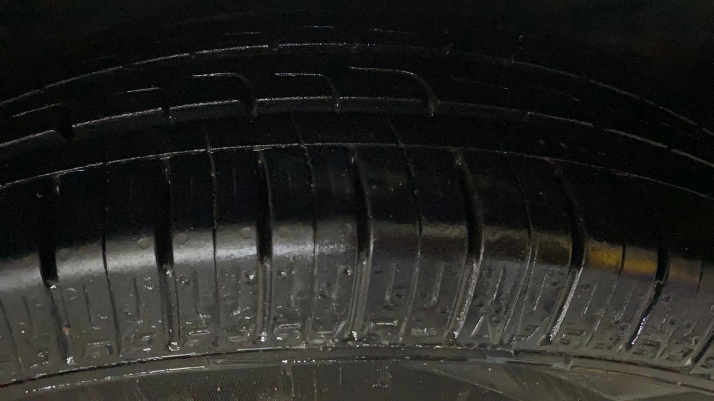 2015 Honda City 1.5L I-VTEC V MT, Petrol, Manual, 73,218 km, Right Front Tyre Tread