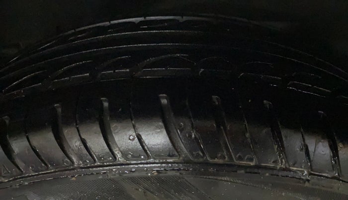 2015 Honda City 1.5L I-VTEC V MT, Petrol, Manual, 73,218 km, Right Rear Tyre Tread