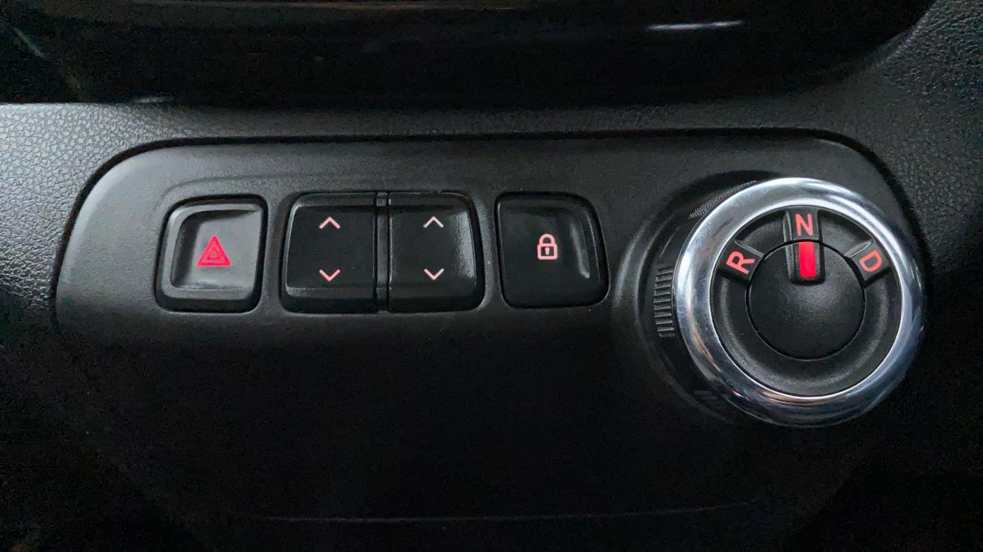 2018 Renault Kwid RXT 1.0 EASY-R  AT, Petrol, Automatic, 22,478 km, Gear Lever
