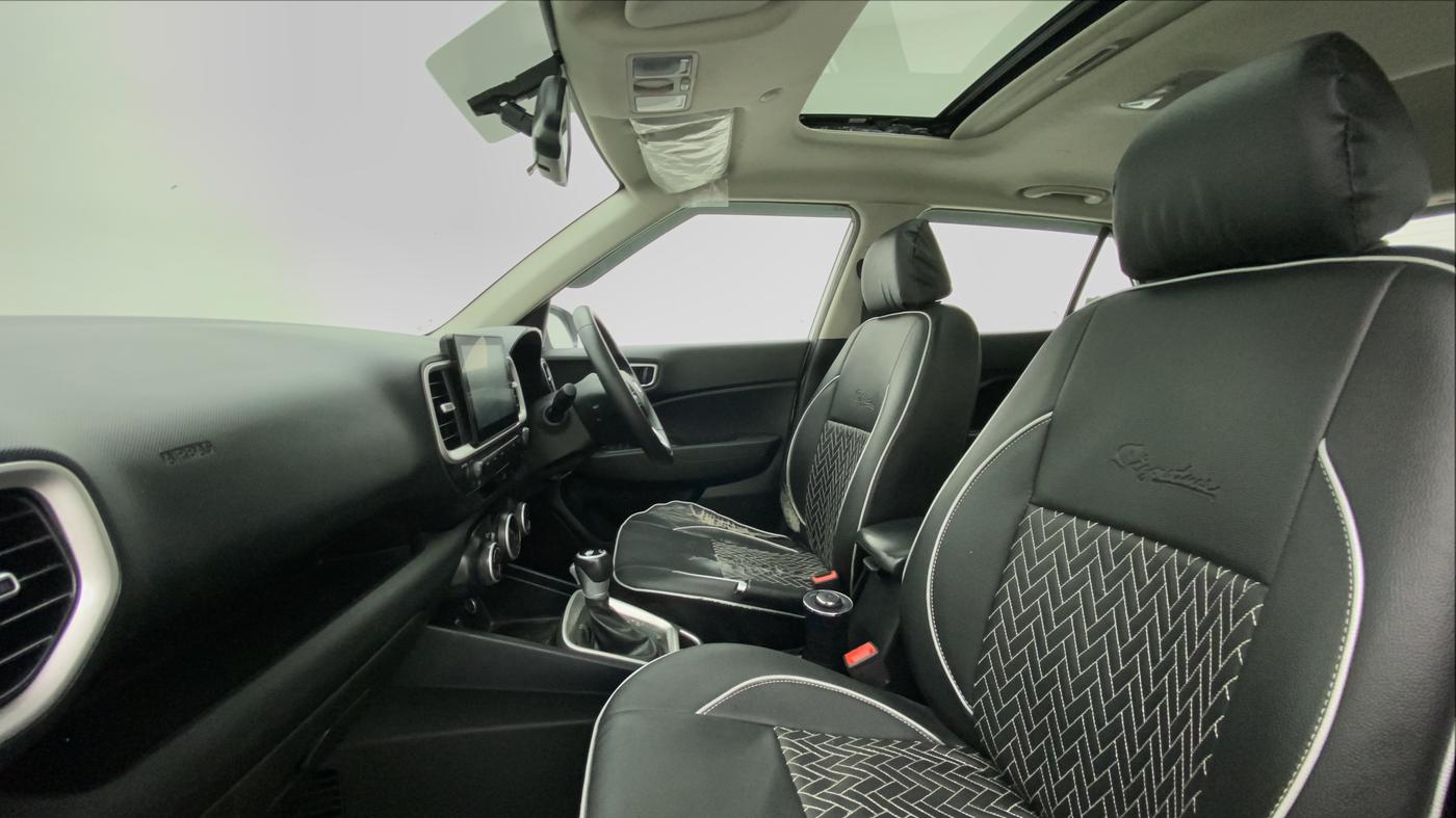 2019 Hyundai VENUE SX PLUS 1.0 TURBO DCT, Petrol, Automatic, 67,033 km, Right Side Front Door Cabin