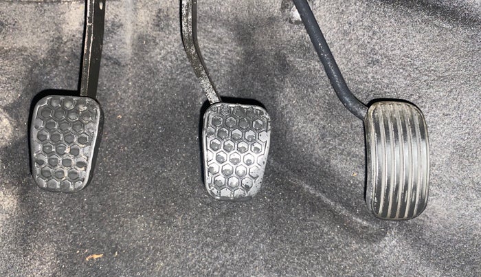 2019 Tata Tiago XZ PETROL, Petrol, Manual, 95,330 km, Pedals