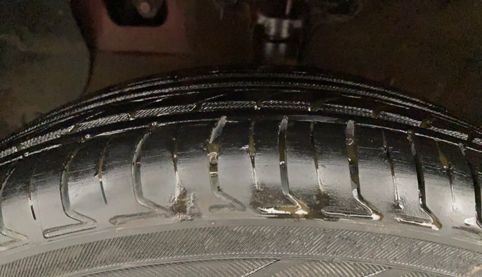 2021 Hyundai GRAND I10 NIOS SPORTZ 1.2 KAPPA VTVT, Petrol, Manual, 51,655 km, Left Front Tyre Tread