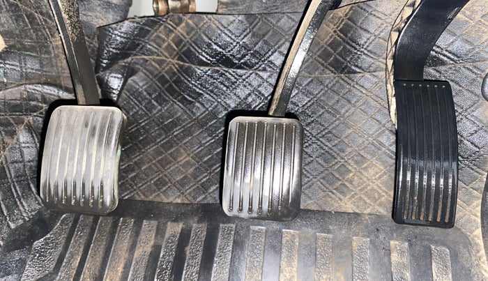 2017 Hyundai Grand i10 SPORTZ 1.2 KAPPA VTVT, Petrol, Manual, 1,03,882 km, Pedals