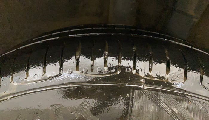 2017 Hyundai Grand i10 SPORTZ 1.2 KAPPA VTVT, Petrol, Manual, 1,03,882 km, Left Rear Tyre Tread