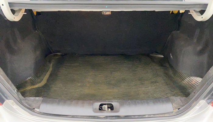 2016 Maruti Swift Dzire VXI, Petrol, Manual, 29,740 km, Boot Inside
