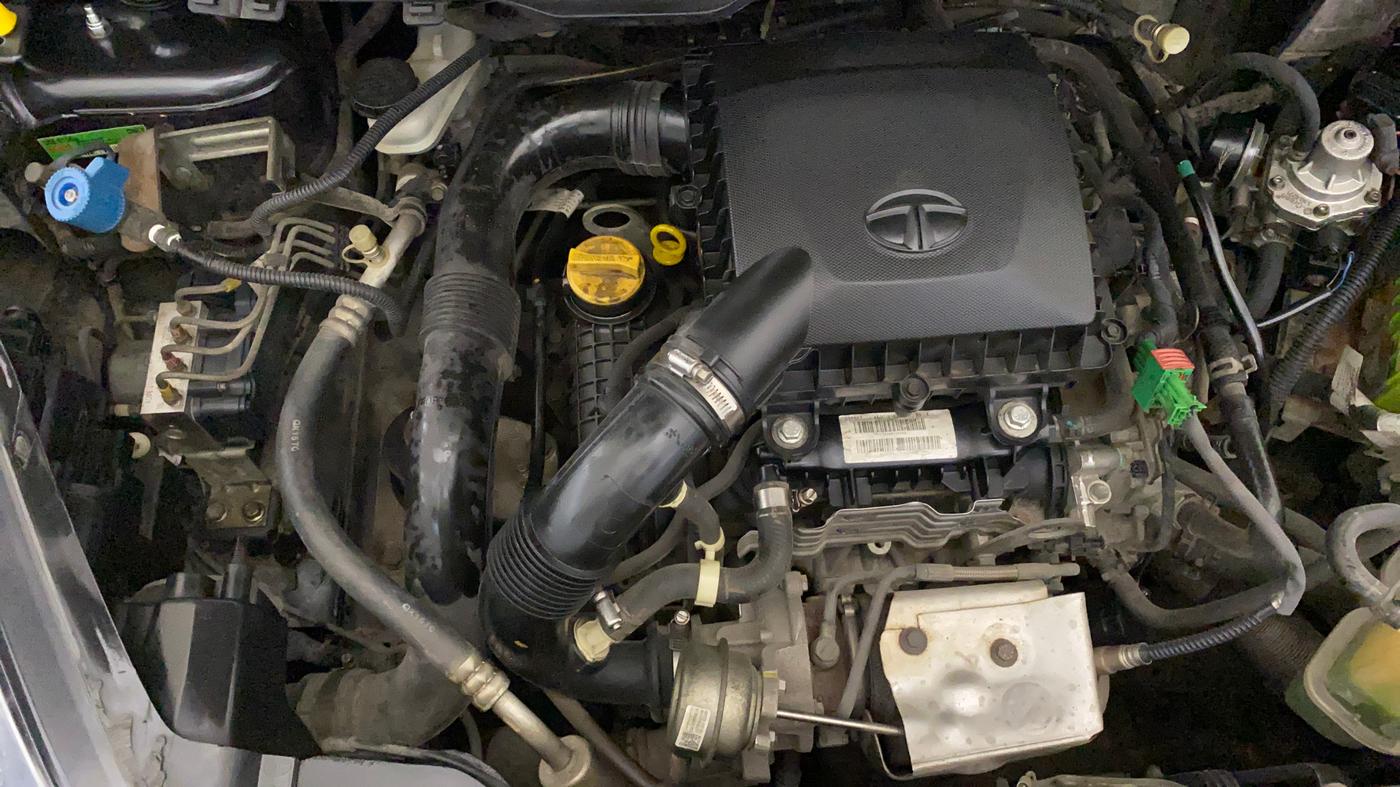 2019 Tata NEXON XM PETROL, CNG, Manual, 1,21,688 km, Engine View - Right
