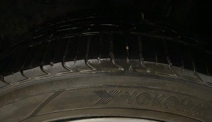 2019 Tata NEXON XM PETROL, CNG, Manual, 1,21,688 km, Left Rear Tyre Tread