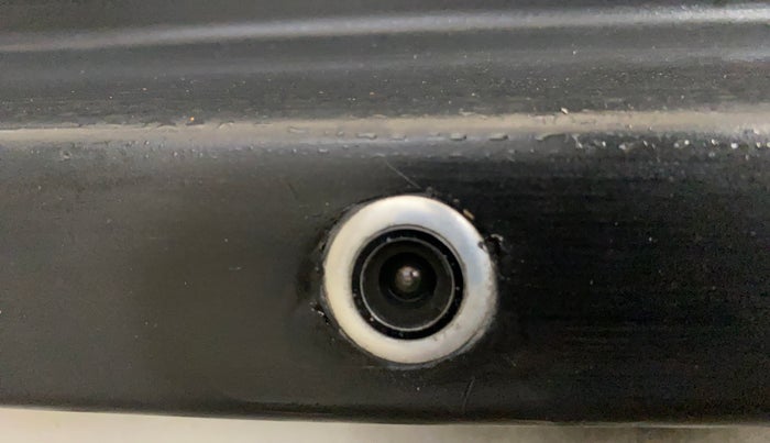 2019 Tata NEXON XM PETROL, CNG, Manual, 1,21,688 km, Parking Camera