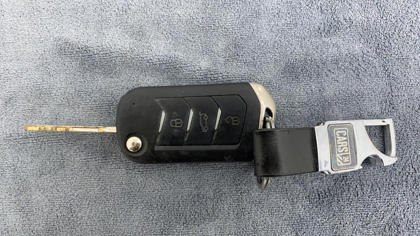 2019 Mahindra MARAZZO M6 8 STR, Diesel, Manual, 35,590 km, Key Close Up