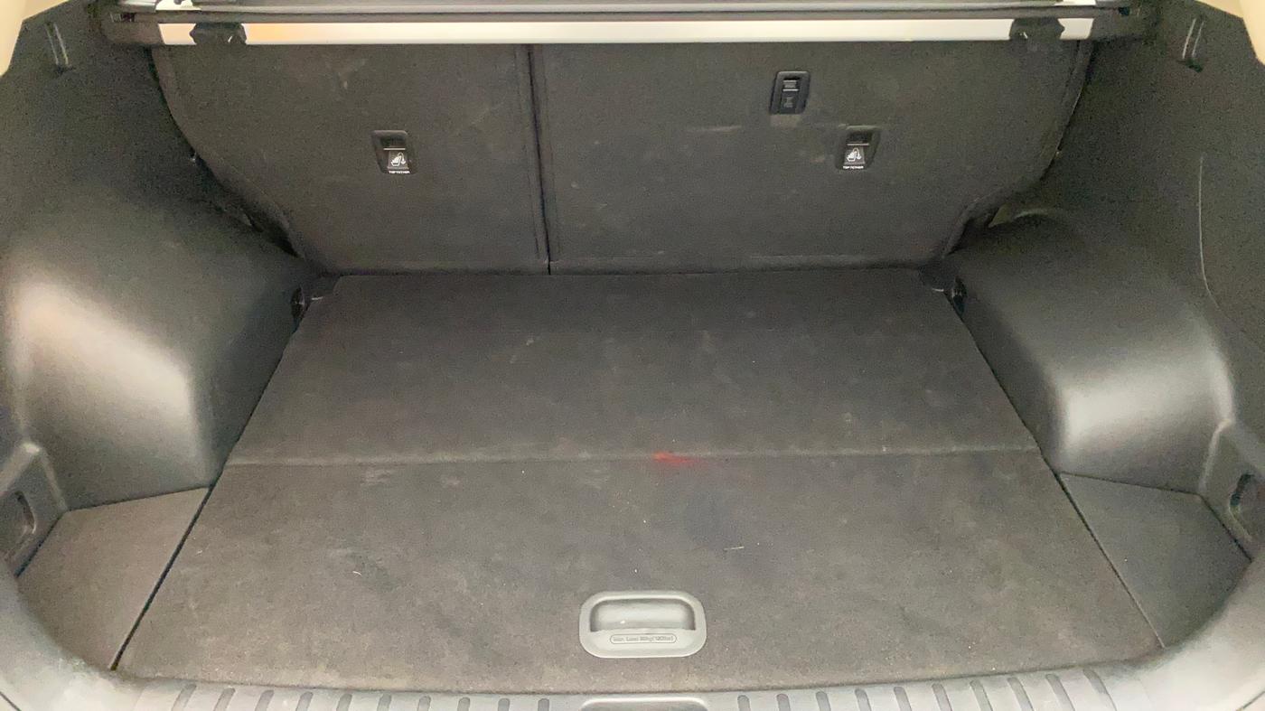 2018 Hyundai Tucson GLS 2WD AT PETROL, Petrol, Automatic, 66,873 km, Boot Inside