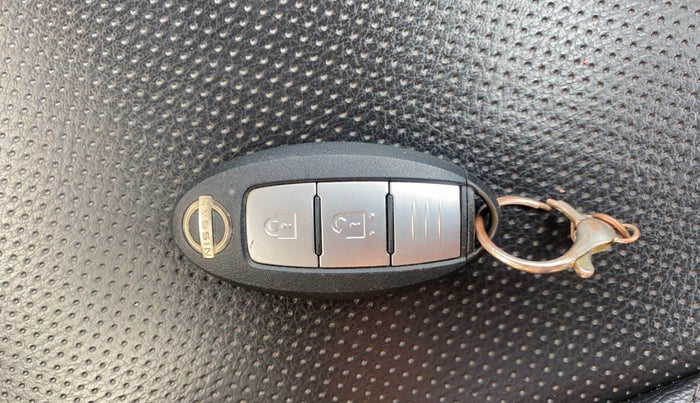 2022 Nissan MAGNITE XV TURBO CVT, Petrol, Automatic, 27,479 km, Key Close Up