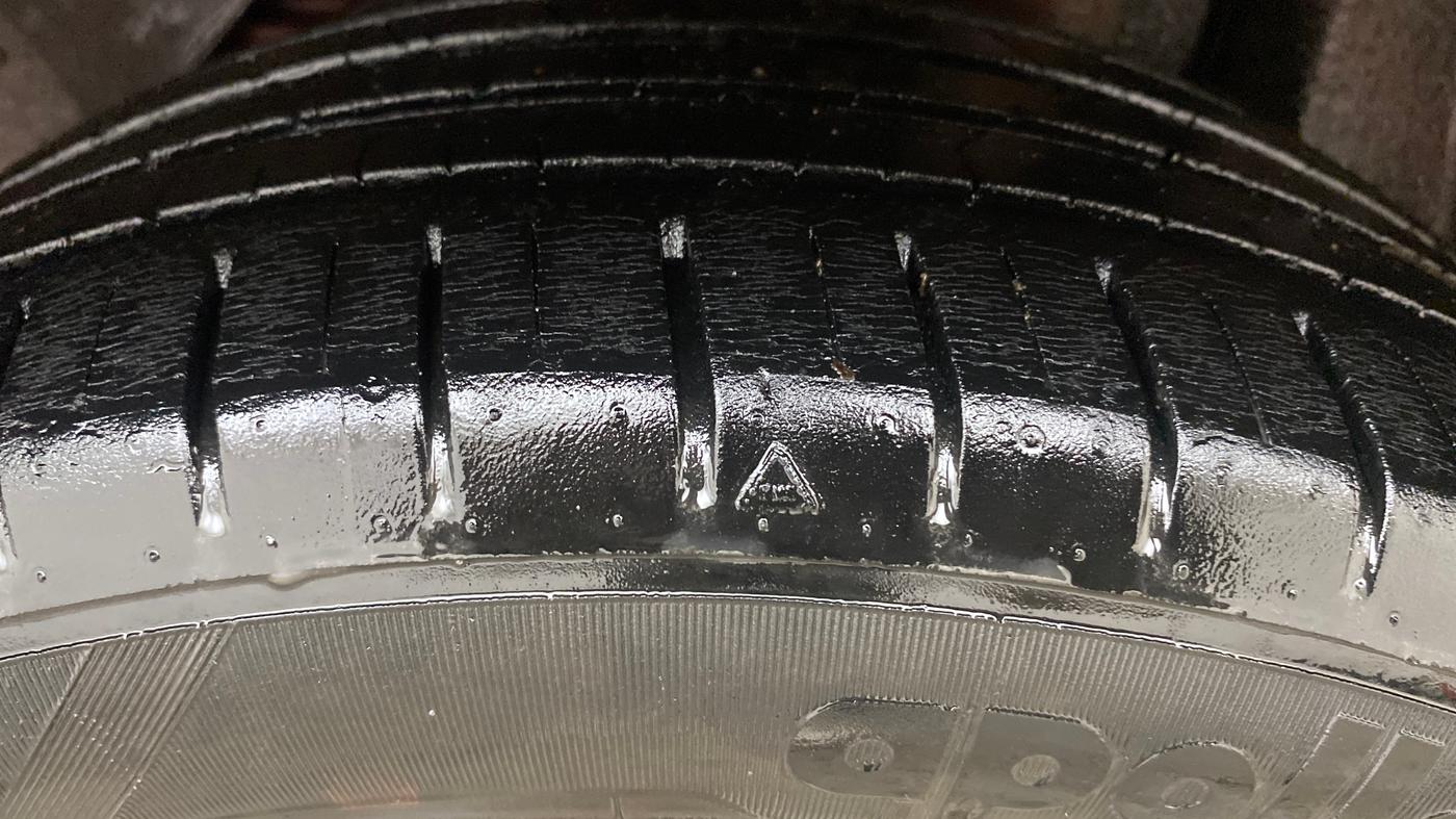 2020 Ford Figo Aspire TITANIUM PLUS 1.2 PETROL, Petrol, Manual, 30,945 km, Left Rear Tyre Tread