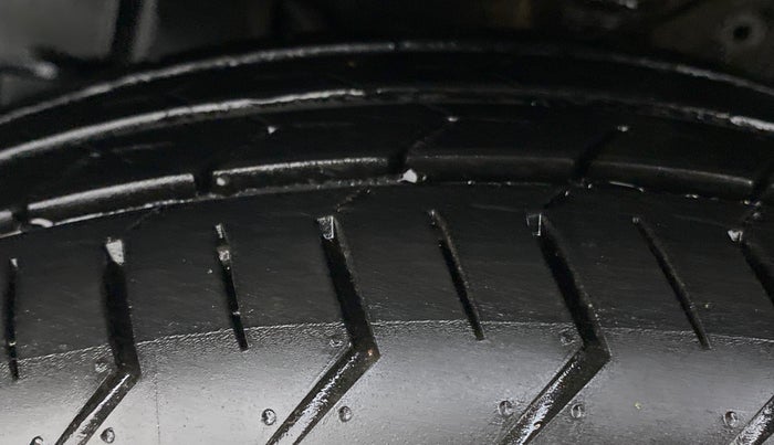 2021 Maruti Celerio ZXI+ AGS, Petrol, Automatic, 1,961 km, Left Front Tyre Tread