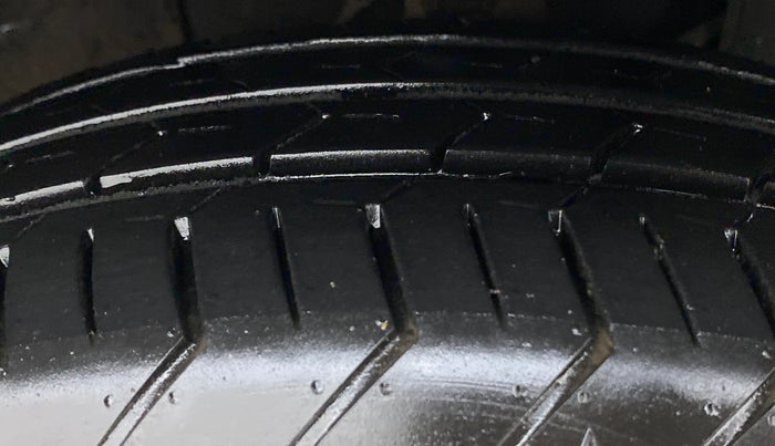 2021 Maruti Celerio ZXI+ AGS, Petrol, Automatic, 1,961 km, Right Front Tyre Tread