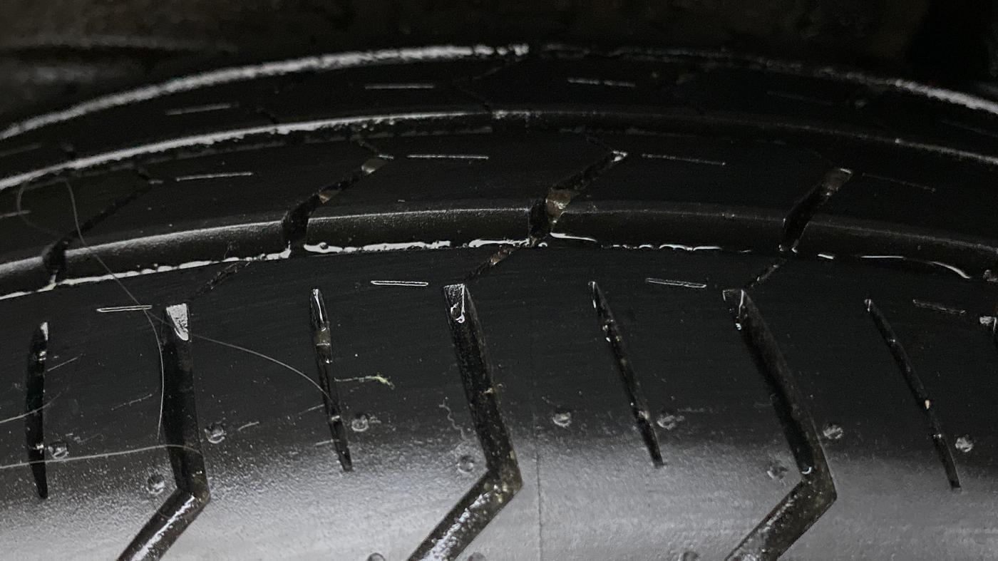 2021 Maruti Celerio ZXI+ AGS, Petrol, Automatic, 1,961 km, Left Rear Tyre Tread
