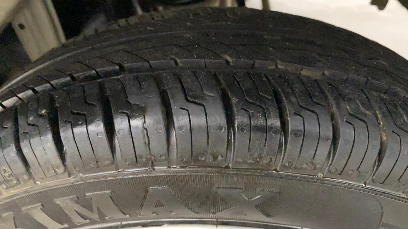 2022 Maruti Alto VXI, Petrol, Manual, 38,280 km, Left Rear Tyre Tread