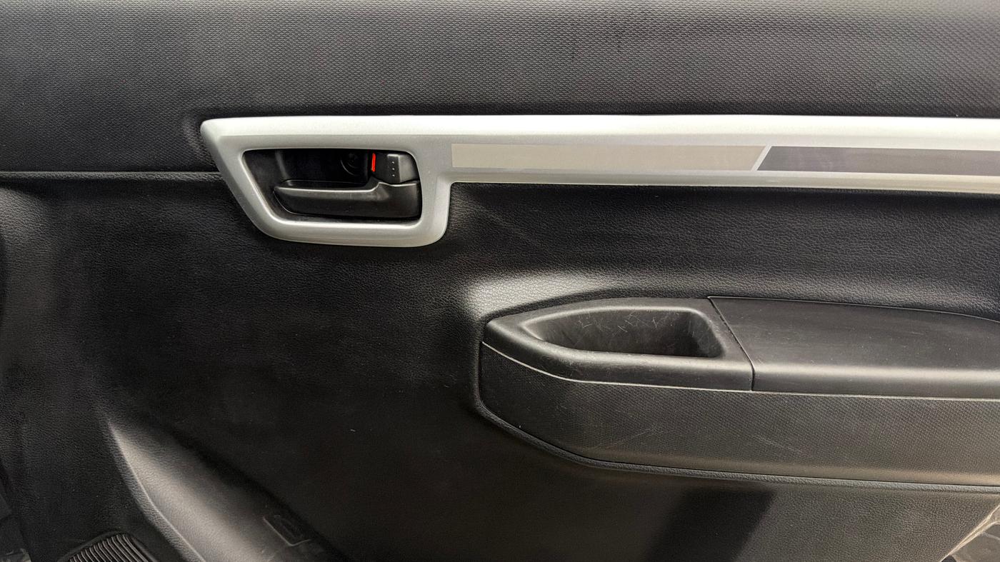 2021 Maruti S PRESSO VXI PLUS AMT, Petrol, Automatic, 39,931 km, Driver Side Door Panels Control
