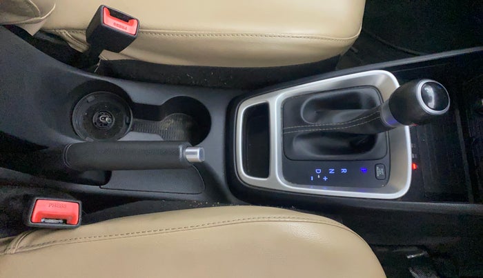 2020 Hyundai VENUE SX PLUS 1.0 TURBO DCT, Petrol, Automatic, 48,622 km, Gear Lever