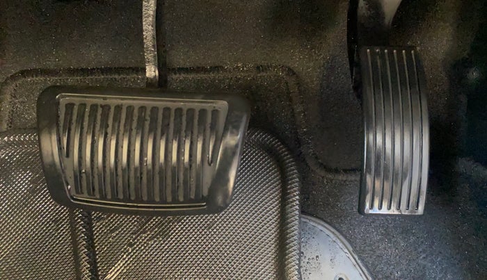 2020 Hyundai VENUE SX PLUS 1.0 TURBO DCT, Petrol, Automatic, 48,622 km, Pedals