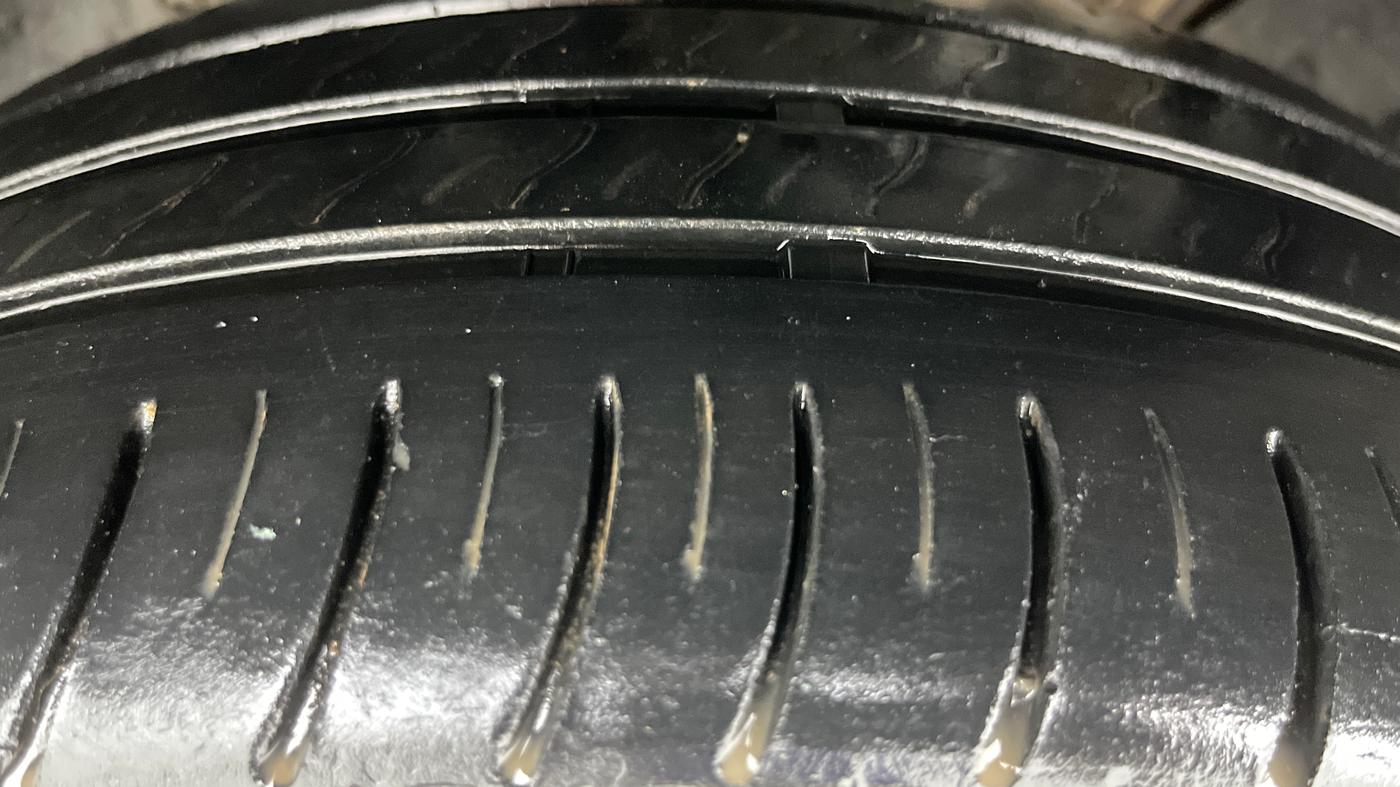 2023 Volkswagen VIRTUS GT PIUS 1.5 TSI, Petrol, Manual, 37,275 km, Left Front Tyre Tread