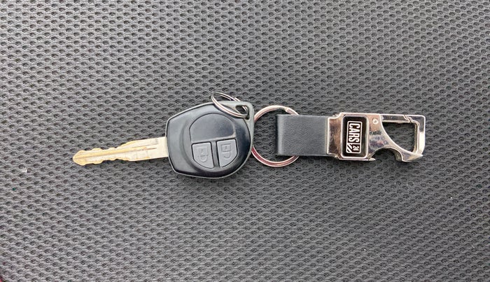 2016 Maruti Swift Dzire VXI 1.2 BS IV, Petrol, Manual, 1,85,655 km, Key Close up
