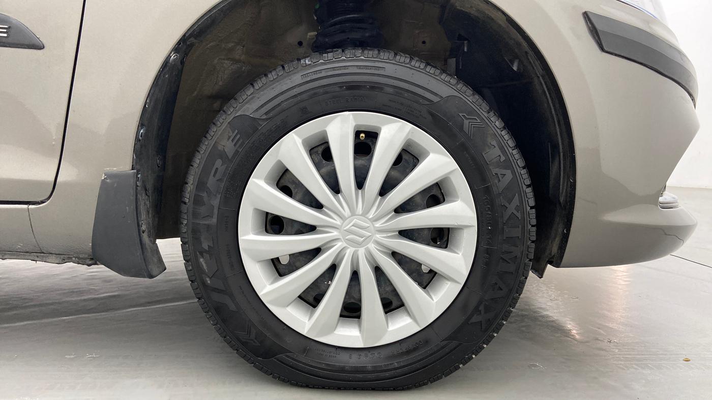 2016 Maruti Swift Dzire VXI 1.2 BS IV, Petrol, Manual, 1,85,655 km, Right Front Wheel