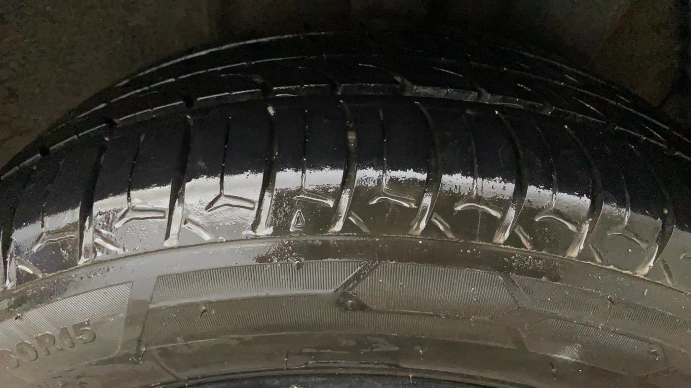 2023 Hyundai AURA SX 1.2 CNG, CNG, Manual, 78,218 km, Left Rear Tyre Tread