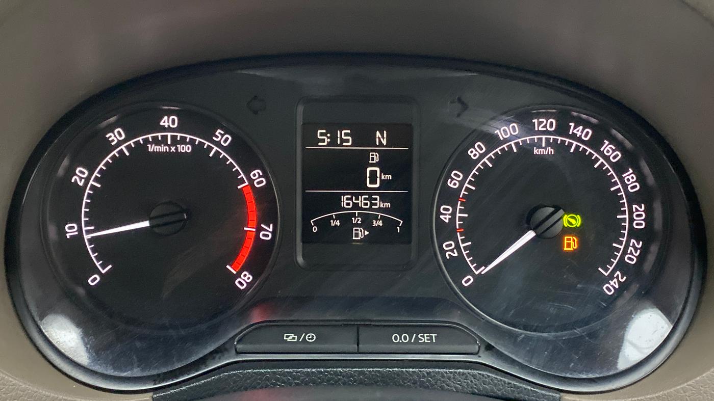 2016 Skoda Rapid 1.6 MPI STYLE PLUS AT, Petrol, Automatic, 16,601 km, Odometer Image